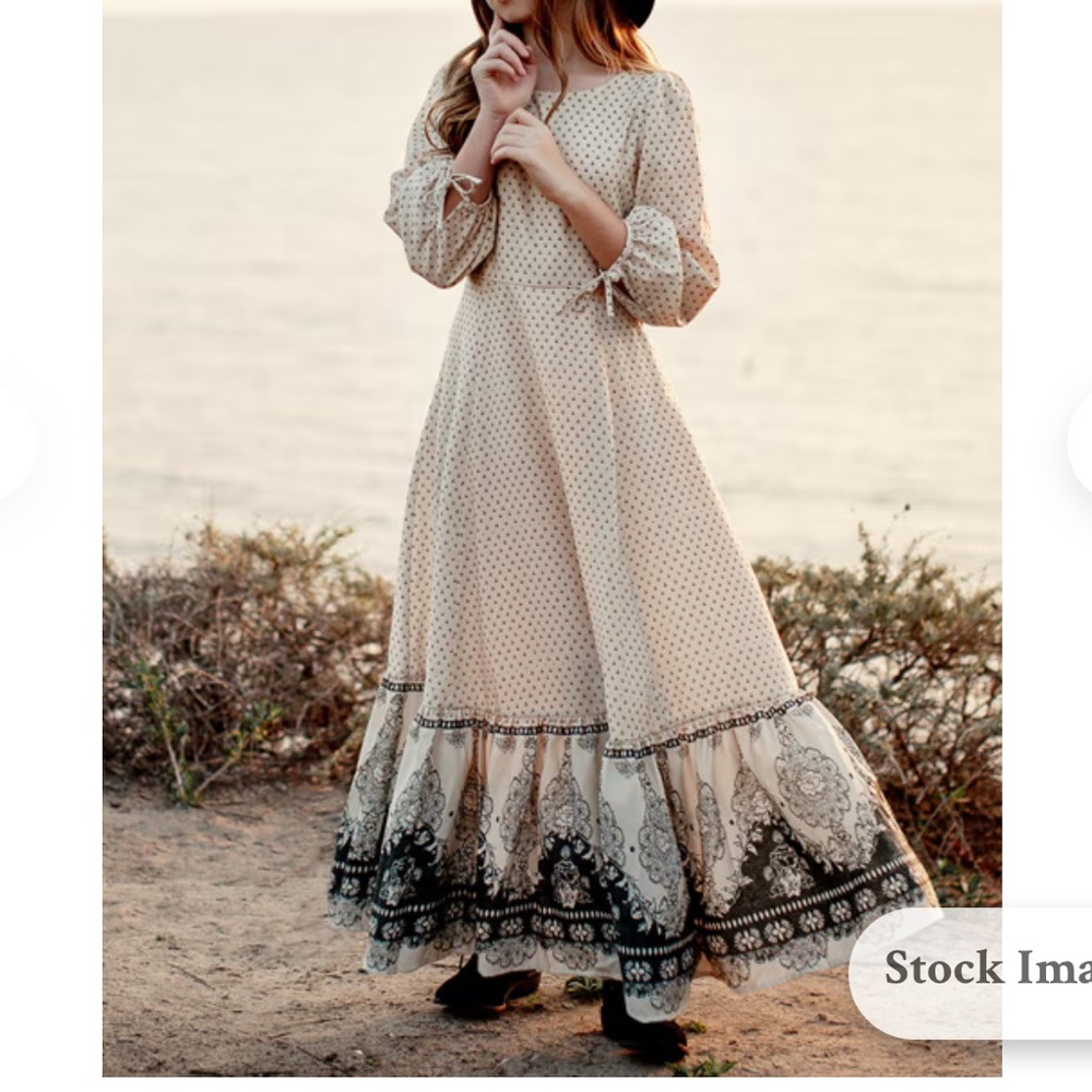 JoyFolie Adelina Dress Pistacho Shell Print Cream and Black Women's Dress Size 7